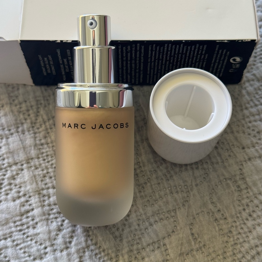 Marc Jacobs Beauty Dew Drops Coconut Highlighter